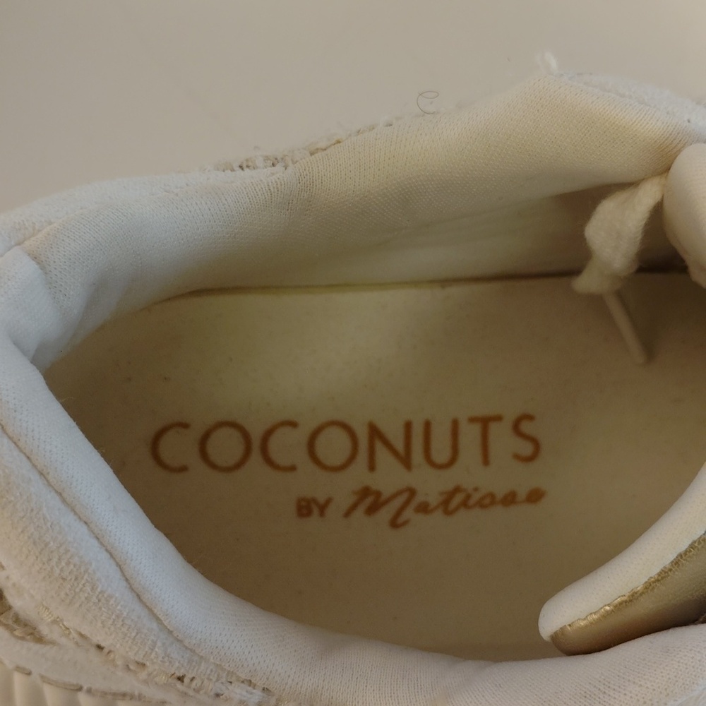 Coconuts by Matisse Cream and White Footwear - Picture 9 of 9